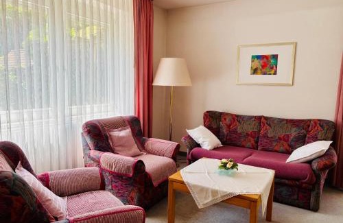 Schoenmuenzach Casa | Ferienhaus Oesterle - Idyllisches Schwarzwaldhaus am Bach mit Terrasse & Balkon