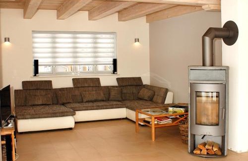 Rosenhagen Casa | Ferienhaus " Strand 22 " an der Ostsee, Sauna, Dachterrasse, free W-LAN by SEASIDE