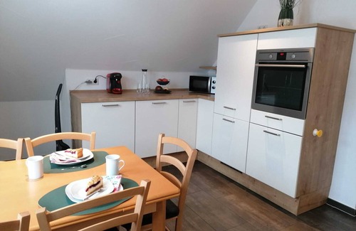 Eslohe Apartamento | Ferienhaus Weitblick, 170 qm, 5 Schlafräume, Terrasse, Max. 10 Personen