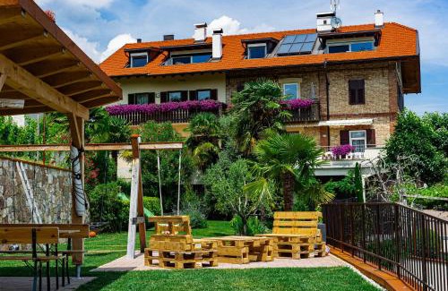 Tramin Apartamento | Ferienhof Franzelin