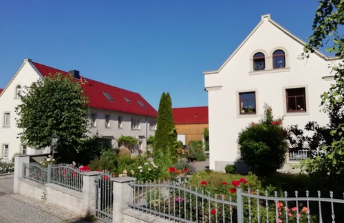 Meissen Apartamento | Ferienhof Gräfe - Apartamento "Kräuterstübchen" con chimenea, piscina y sauna