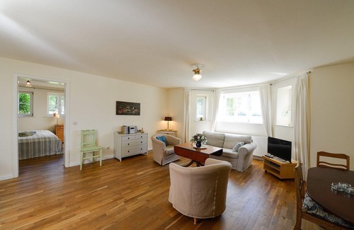 Grubnow Apartamento | Ferienwohnung 1 direkt am Wasser im Gut Grubnow Rügen