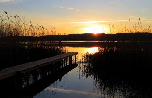 Neuensien Apartamento | Ferienwohnung 10 im Fischerhaus am Neuensiener See