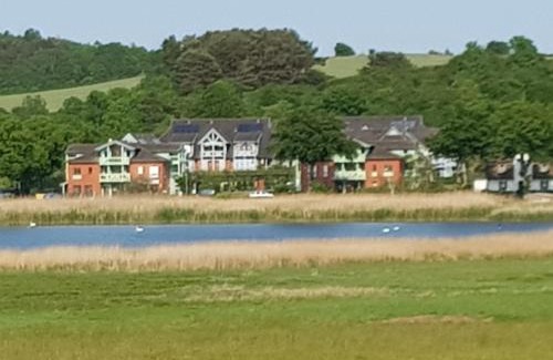 Neuensien Apartamento | Ferienwohnung 10 im Fischerhaus am Neuensiener See