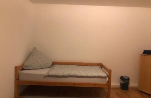 Siegen Apartamento | Ferienwohnung 2Doppel 1 Einzel Bett
