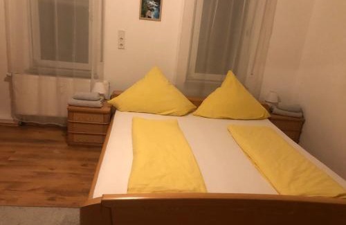Siegen Apartamento | Ferienwohnung 2Doppel 1 Einzel Bett