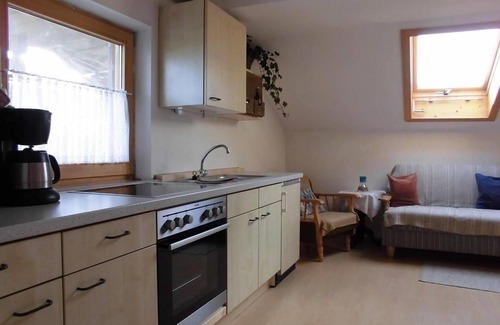 Teisendorf Apartamento | Apartamento 70 SQM, 2-5 personas, 2 habitaciones, cocina, baño / WC, balcón