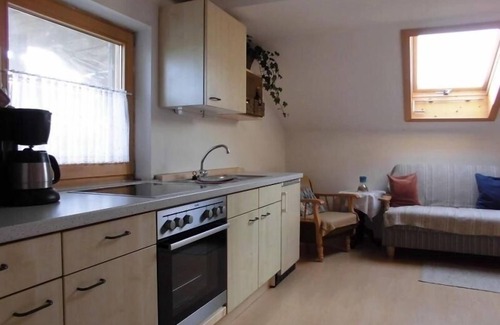 Teisendorf Apartamento | Apartamento 70 SQM, 2-5 personas, 2 habitaciones, cocina, baño / WC, balcón