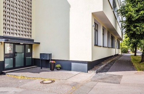 Langenfeld Apartamento | Ferienwohnung, 90qm, 2 Schlafzimmer, 1 Wohn-/schlafzimmer, Max. 8 Personen