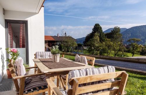 Ruhpolding Apartamento | Ferienwohnung Adlerhügel inkl. Chiemgaukarte