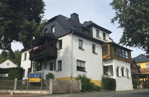 Berg Apartamento | Ferienwohnung "Am Eisenbühl"