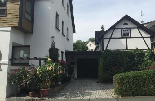 Berg Apartamento | Ferienwohnung "Am Eisenbühl"