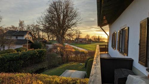 Chieming Apartamento | Ferienwohnung am Frauenbach