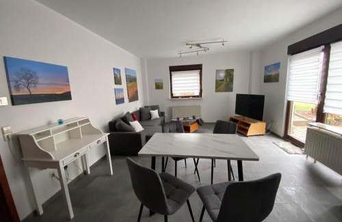 Langenlonsheim Casa | Ferienwohnung am Weinberg