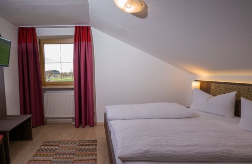 Obing Apartamento | Ferienwohnung/app. für 5 Gäste mit 65m² in Obing