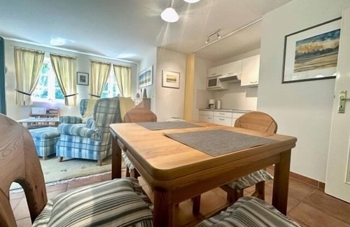 Alkersum Apartamento | Ferienwohnung/app. für 2 Gäste mit 42m² in Alkersum