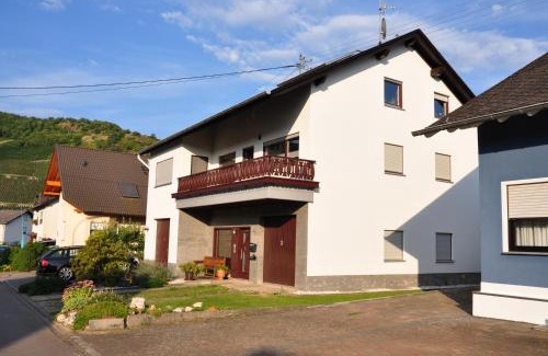 Niederemmel Apartamento | Ferienwohnung Arens