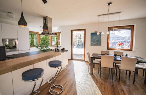 Steinach am Brenner Apartamento | Ferienwohnung mit Terrasse