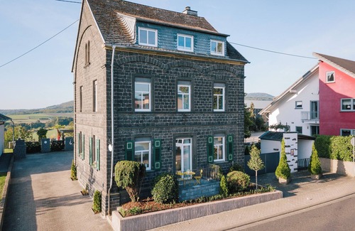 Obermendig Apartamento | Ferienwohnung Basaltliebe im Modernen Landhausstil Sich wie Zuhause Fühlen