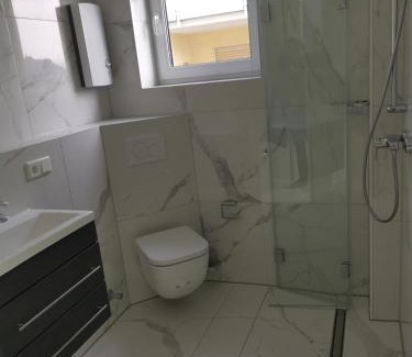 Rubenach Apartamento | Ferienwohnung Bella