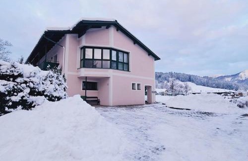 Rossleithen Apartamento | Ferienwohnung Blick ins Grüne