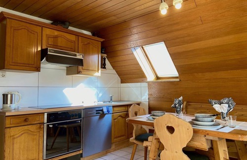 Sigmarszell Apartamento | Ferienwohnung Blumenoase - Gemütliche Ferienwohnung Zwischen Allgäu und Bodensee