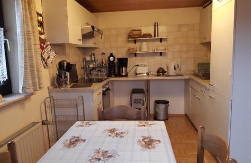 Hunerbach Apartamento | Ferienwohnung Breuer