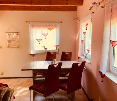 Neuhaus Apartamento | Ferienwohnung Thiemig