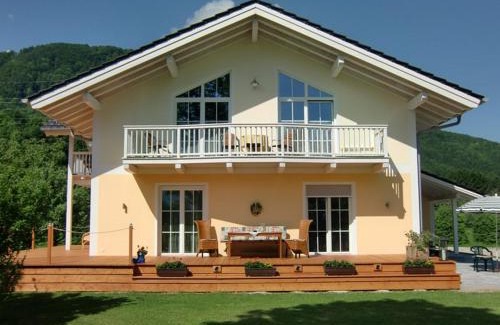 Grassau Apartamento | Ferienwohnung Enzian im Haus Schmid