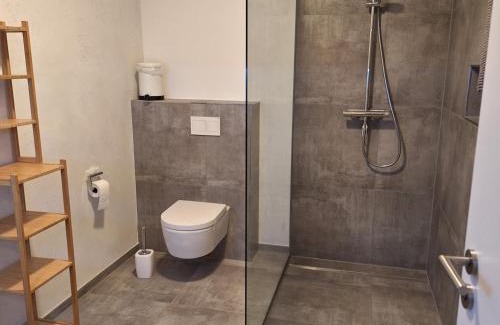 Bad Wuennenberg Apartamento | Ferienwohnung Hügelhaus Fürstenberg