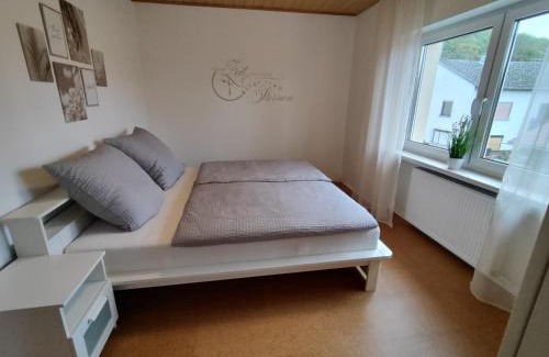 Marienfels Apartamento | Ferienwohnung Hennessy