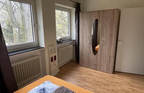 Center Apartamento | Ferienwohnung in zentraler Lage nähe Bahnhof mit 3 Schlafzimmern, Wohnzimmer, Küche, Bad, Gäste-WC und großem Balkon, Parkplätze vorhanden