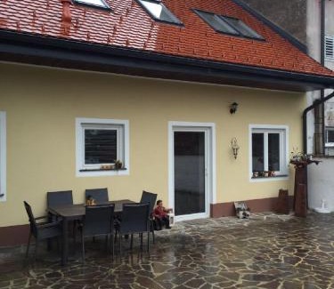 Bad Radkersburg Apartamento | Ferienwohnung Kickmaier