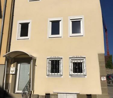 Neuenstein Apartamento | Ferienwohnung Klein