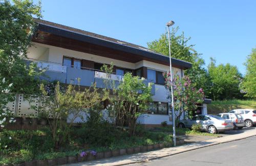 Lehmen Apartamento | Ferienwohnung Klosterberg
