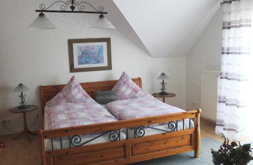 Poppenhausen Apartamento | Ferienwohnung Kredig
