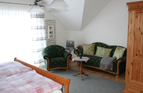 Poppenhausen Apartamento | Ferienwohnung Kredig