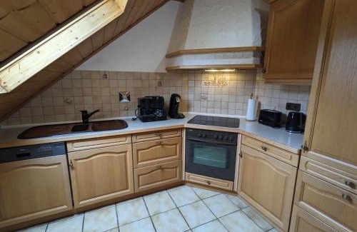 Eschbach Apartamento | Ferienwohnung Madenburgblick