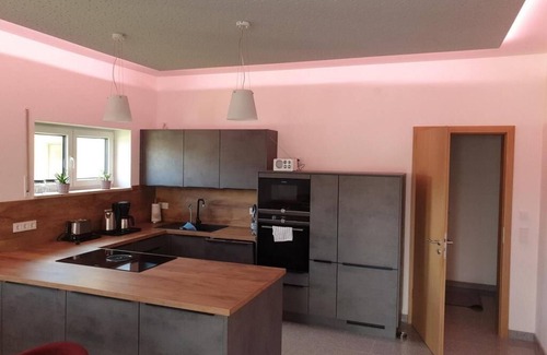 Beilngries Apartamento | Ferienwohnung mit 2 Schlafzimmer und Terrasse