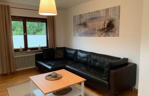 Dietrichsfeld Apartamento | Ferienwohnung mit Balkon und eingezäunten Garten