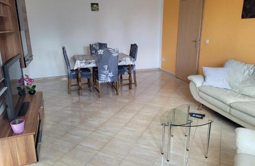Milmersdorf Apartamento | Ferienwohnung mit Garten - 10 Minuten von Templin