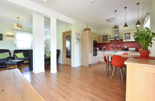 Hornstorf Casa | Ferienwohnung mit Trampolin en Hornstorf