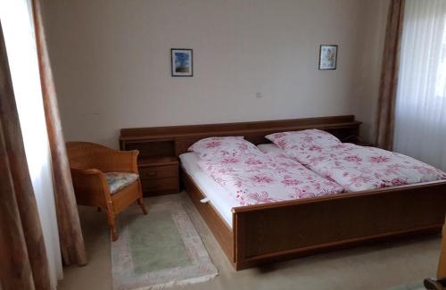 Bergisch Gladbach Apartamento | Ferienwohnung, Monteurwohnung "Strunde"