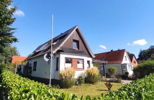 Schonkirchen Apartamento | Ferienwohnung Nienass