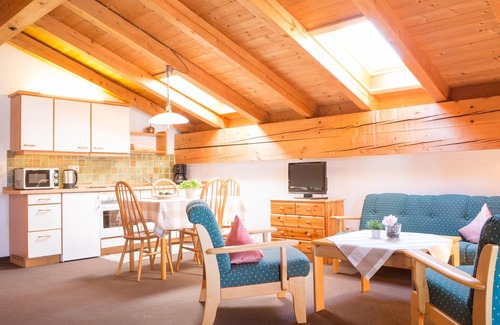 Inzell Apartamento | Apartamento "Rauschberg" para 4 personas, 1 dormitorio y 1 salón / dormitorio, 52 m²