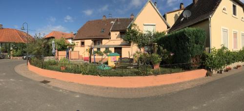 Burrweiler Apartamento | Ferienwohnung Südpfalzblick