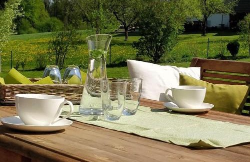 Tittmoning Apartamento | Ferienwohnung Schmuckkastl
