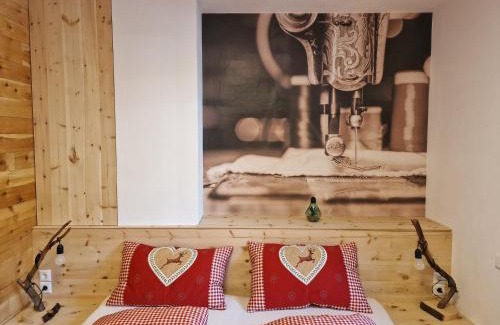 Senales Apartamento | Ferienwohnung Schnalstal " Die Schneiderei "