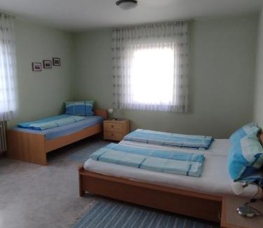 Viereth Apartamento | Ferienwohnung Treuter