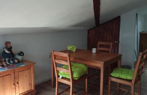 Kriegsfeld Apartamento | Ferienwohnung Voigt